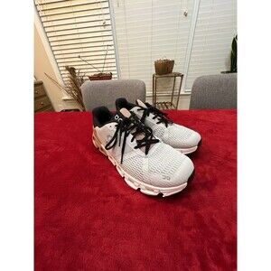 On Cloud Cloudflyer Running Shoes Womens 9.5 Sneakers Glacier Rosebrown